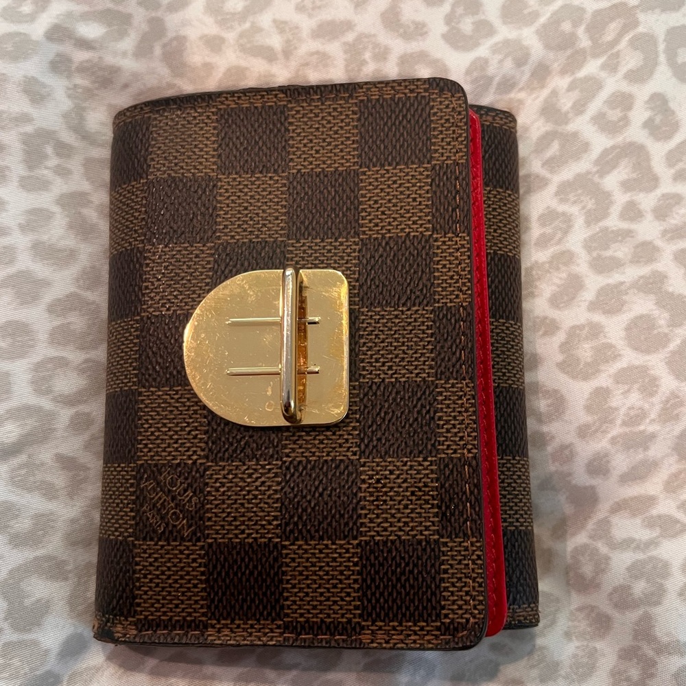 LV wallet